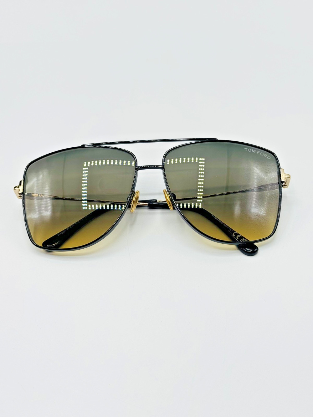 Tom Ford Sunglasses Reggie TF838 01B Black Aviator Frame Brown Gradient Lens New